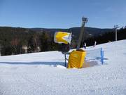 High-performance snow cannon in the Destné ski resort