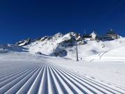 Perfectly groomed slopes at the Rotadl chairlift