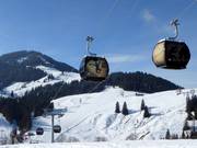 Hans im Glück - 10pers. Gondola lift (monocable circulating ropeway)