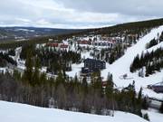 View of the Skalshöjden holiday homes at Skalspasset