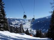 Smaragdbahn Wildkogel III - 8pers. Gondola lift (monocable circulating ropeway)