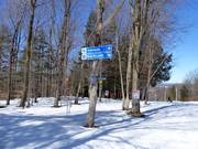 Slope signage in the Bromont ski area