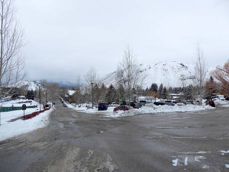 Wyoming: access to ski resorts and parking at ski resorts – Access, Parking Snow King Mountain – Jackson