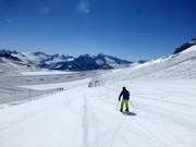 Easy slopes with breathtaking panoramic views at the Olperer