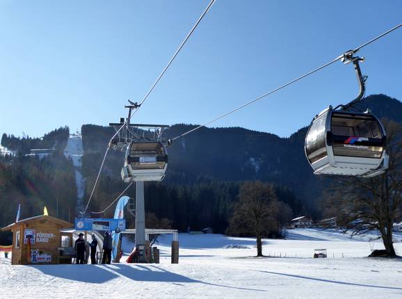 Reitherkogelbahn - 8pers. Gondola lift (monocable circulating ropeway)