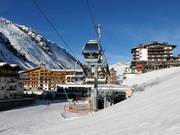 Hohe Mut Sektion I - 8pers. Gondola lift (monocable circulating ropeway)