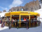 Umbrella Bar Downhill Bar (valley station Hochgurglbahn)