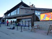 Well-maintained ticket area in Masella