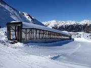 Conveyor belt for private lessons at the Jaufen Pass