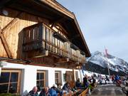 Mountain hut tip Hochfeldernalm
