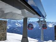 Schönjochbahn II - 8pers. Gondola lift (monocable circulating ropeway)