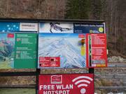 Information board with current operating information at the valley station