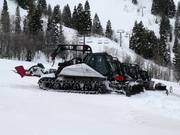 Snow groomers in Snowbasin