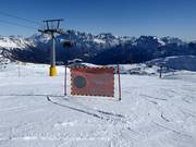 Clear signs for black slopes