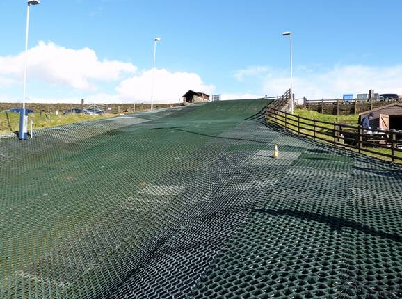 The upper section of the Pendle Ski Club piste