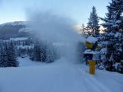 High-performance snow cannons