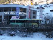 Free ski bus
