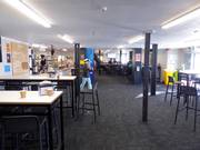 Giant Café