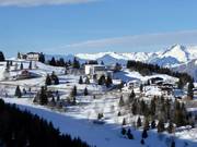 Hotel Lac Blanc just a few meters from the slopes