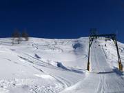 Powder tracks