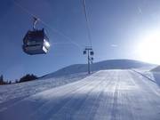 Anticipation for the perfectly groomed FIS slope in Lenk