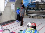 At the Schwanden eight-seater chairlift, special attention is paid to children.