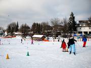 Children's area of the ski school – located right at the entrance to the Kapellenhang.
