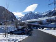 Entry in Kaprun – direct cable car connection to the Kitzsteinhorn