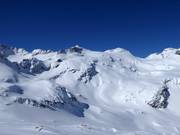 View over the freeride slopes in the Weißsee Gletscherwelt ski area