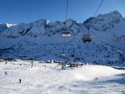 A typical 4-person chairlift in the ski resort