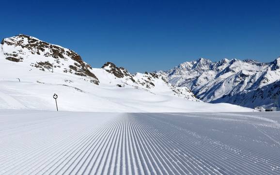 Slope preparation Kaunertal – Slope preparation Kaunertal Glacier (Kaunertaler Gletscher)