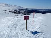 Slope signage in the Hemavan ski area