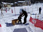 Children are gladly assisted at the Cristins beginner lift.