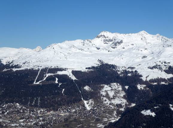 View of the Saint Luc/Chandolin ski area