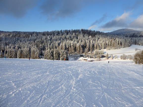 Easy and wide slope at the Mühlberglift