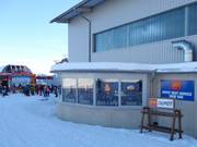 Bar-café at the Hochzillertal mountain station