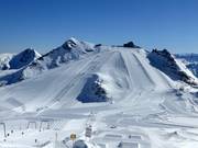Snowpark at Olperer in the foreground, Gefrorene Wand in the background