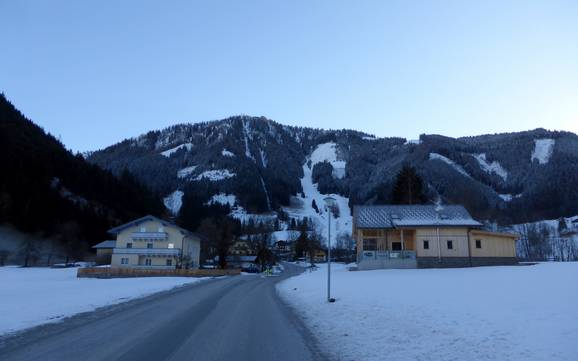Tennen Mountains: access to ski resorts and parking at ski resorts – Access, Parking Werfenweng