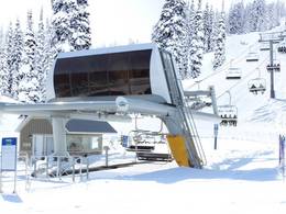 Powder Chair
