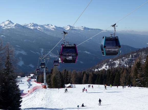 Fassane-Morea - 10pers. Gondola lift (monocable circulating ropeway)