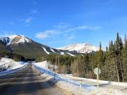 Getting to the Nakiska ski area