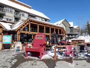 Sun terrace Ski Tip Lodge