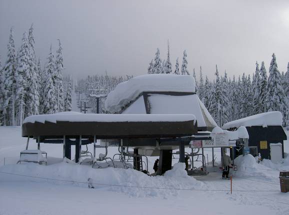 Northwest Express - 4pers. High speed chairlift (detachable)