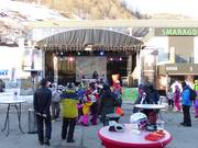 Après-ski party at the valley station in Bramberg