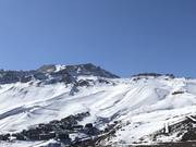 View over the La Parva ski area
