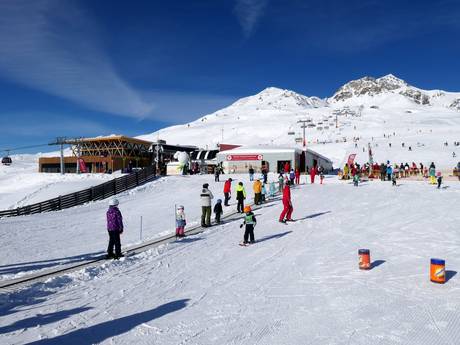 Family ski resorts Silvretta Alps – Families and children Scuol – Motta Naluns